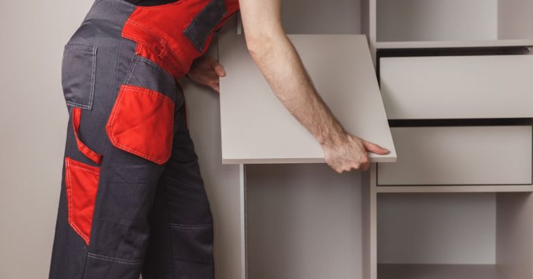 montagem de guarda roupa em Barueri